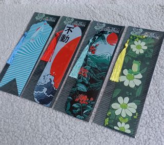 Pack 4 Marcapáginas 3D "Borlas" + 1 Regalo