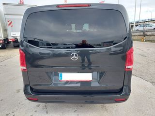 Mercedes-Benz Clase V220 larga 2022