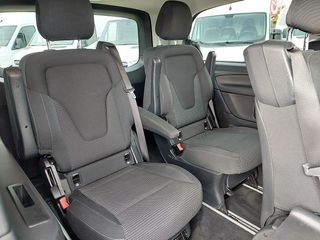 Mercedes-Benz Clase V220 larga 2022