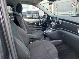 Mercedes-Benz Clase V220 larga 2022