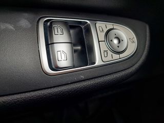 Mercedes-Benz Clase V220 larga 2022