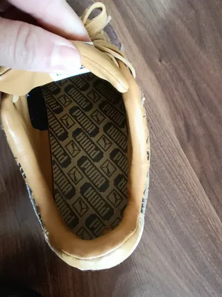 Zapatillas Puma Beige y Gris Talla 44