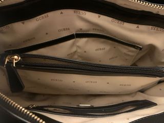 Bolso Guess Negro. Auténtico