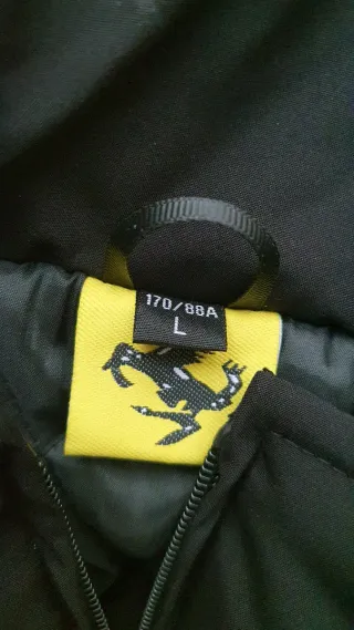 Chaqueta Ferrari F1 Bomber Negra