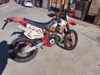 Honda CRM125R Enduro Moto