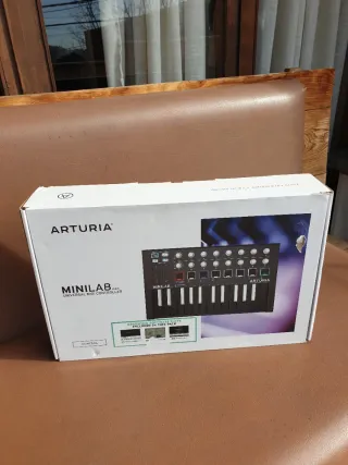 Arturia Minilab MKII Controlador MIDI