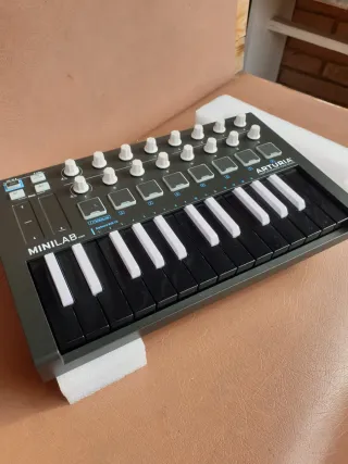 Arturia Minilab MKII Controlador MIDI