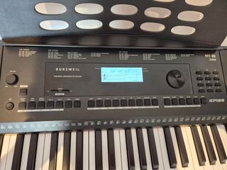 Teclado Kurzweil KP100 con Soporte