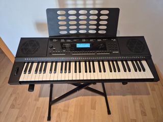 Teclado Kurzweil KP100 con Soporte