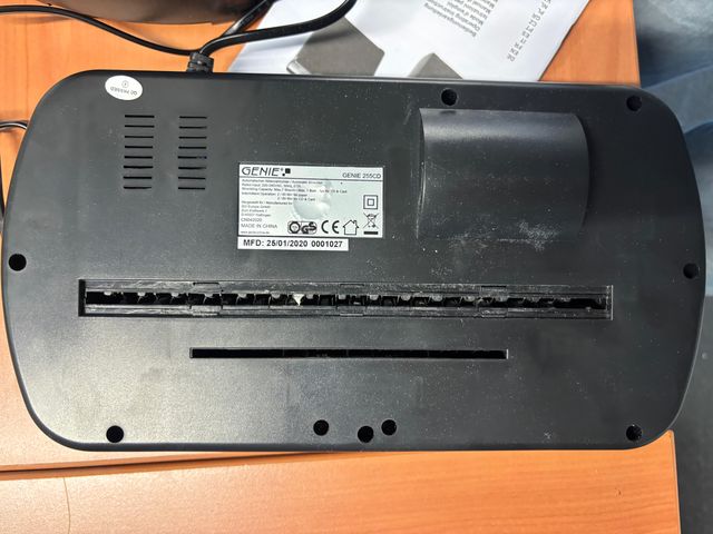 Tritarifiuti Genie 250CD/255CD