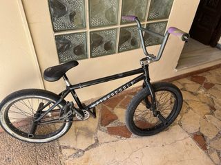 Bicicleta BMX Wethepeople talla 20.75 Model Crysis