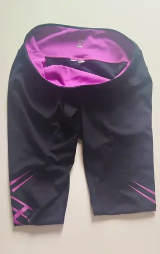 Mallas deportivas Asics negras y moradas Talla M