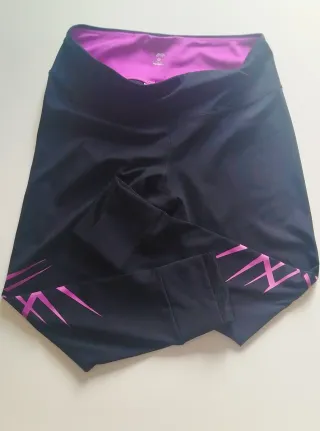 Mallas deportivas Asics negras y moradas Talla M