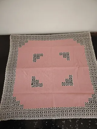 Tovaglietta the rosa antico con pizzo