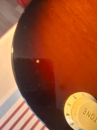 Guitarra Yamaha 421DM