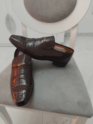 Zapatos de vestir marrones para caballero