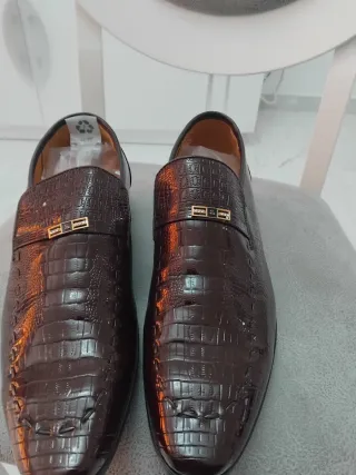 Zapatos de vestir marrones para caballero