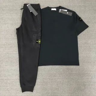Conjunto Stone Island Camiseta y Pantalón