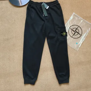 Conjunto Stone Island Camiseta y Pantalón