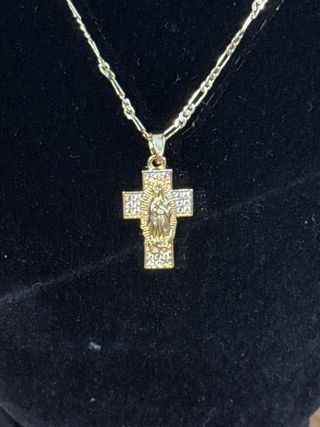 Cadena 60cm con Cruz Laminada 14K