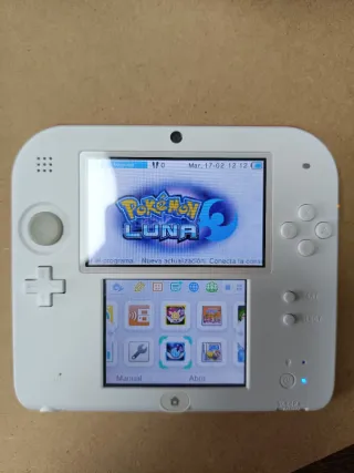 Nintendo 2DS Blanca y muchos juegos