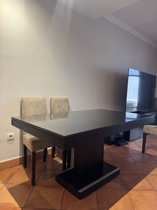 Mesa comedor La Oca + 6 sillas regalo