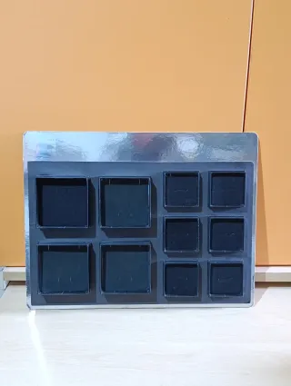 Espositore da banco in cartone rigido – usato