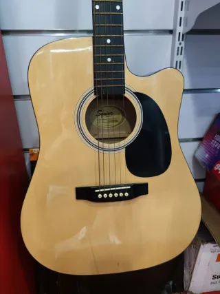 Guitarra Acústica Squier SA-105CE
