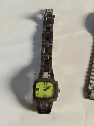 Lote 4 Relojes: Lotus, Lacoste, Paul Versan