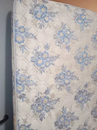 Somier con colchón