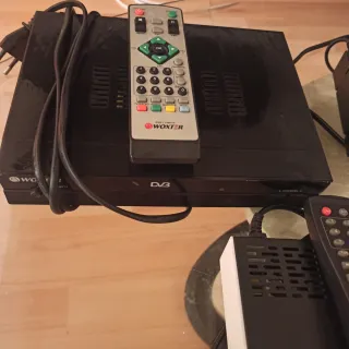 Lote TDT: 3 Receptores y 3 Mandos