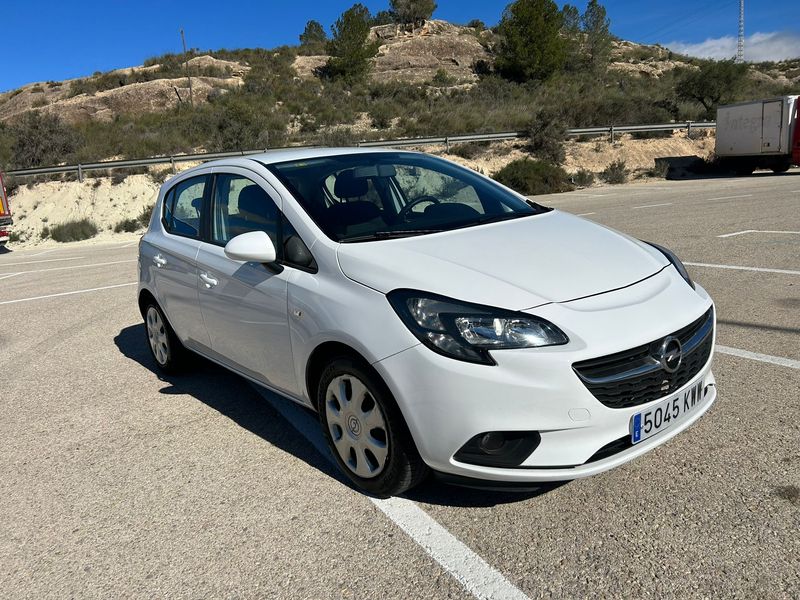 Opel Corsa 1.4 Business 5p 2019