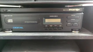 Equipo de música Sanyo vintage