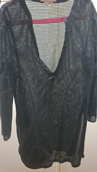 Blusa negra de malla