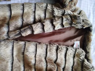 Chaqueta de pelo, Lefties