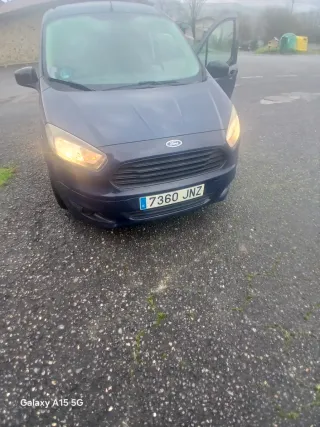 Ford E-Tourneo Courier 2016