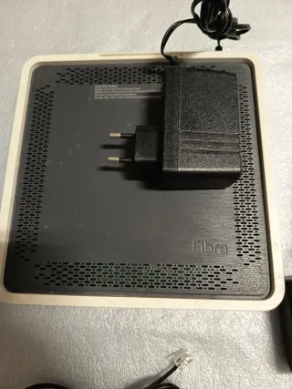 Decodificador y Router Movistar