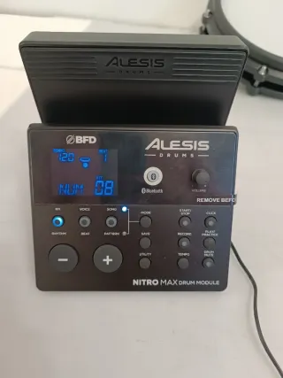 ///Batería Electrónica Alesis// W31Y2777