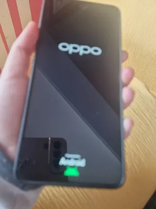 Teléfono móvil negro