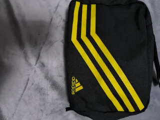 Neceser Adidas Negro y Amarillo