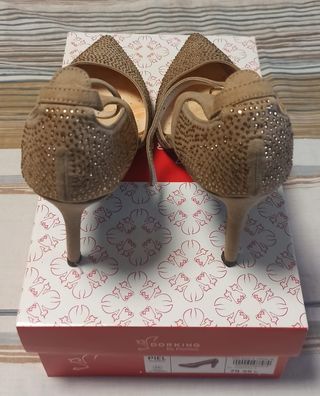 Zapatos de tacón con strass beige – Sin Marca – 40