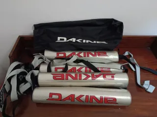 Porta tablas de surf Dakine, en perfecto estado.