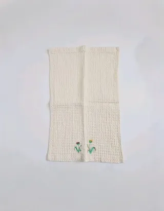 8 Tovagliette Nido d'Ape Ricamate