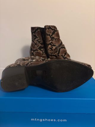 Botines Mustang Talla 38 Serpiente