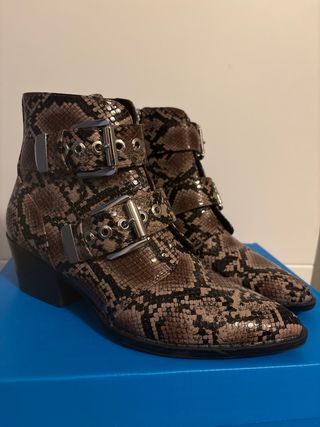 Botines Mustang Talla 38 Serpiente