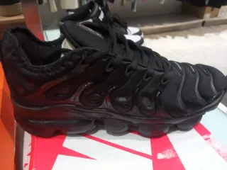 Nike Air Vapormax Plus Negro