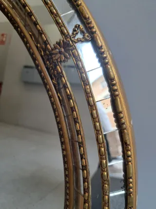 Specchio in stile veneziano dorato