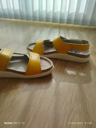 Sandalias Art plataforma talla 42 NUEVAS