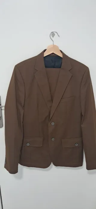 Traje Zara Marrón Hombre
