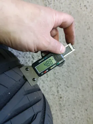 Neumáticos 215/45R18 93Y